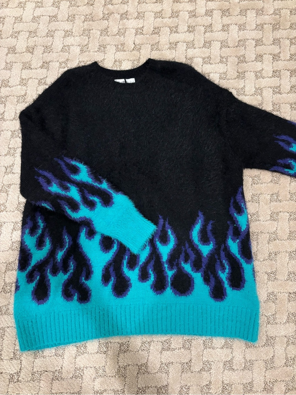 ADIKA Oversized Flame Sweater